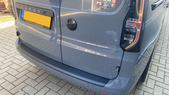 Achterbumper Beschermer Kunststof Matzwart - Volkswagen Caddy MK5