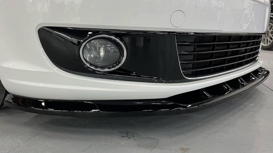 Voorspoiler Sport Hoogglans Zwart - Volkswagen Caddy MK3 GP