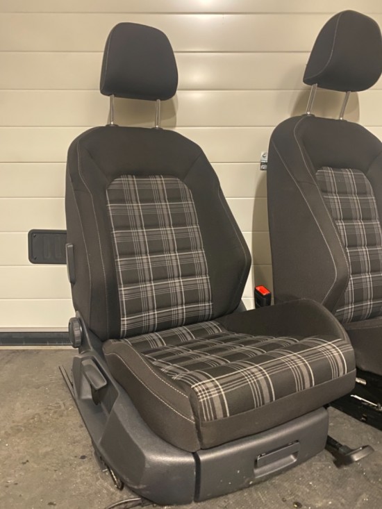 0a1a9550 86b2 485c a6e0 2b10ea8b5f05