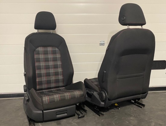 Set Volkswagen Golf 7.5 GTI - Ruit motief - De Caddy Winkel