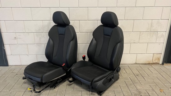 Set Volkswagen Audi S-Line stoelen - Nieuw model