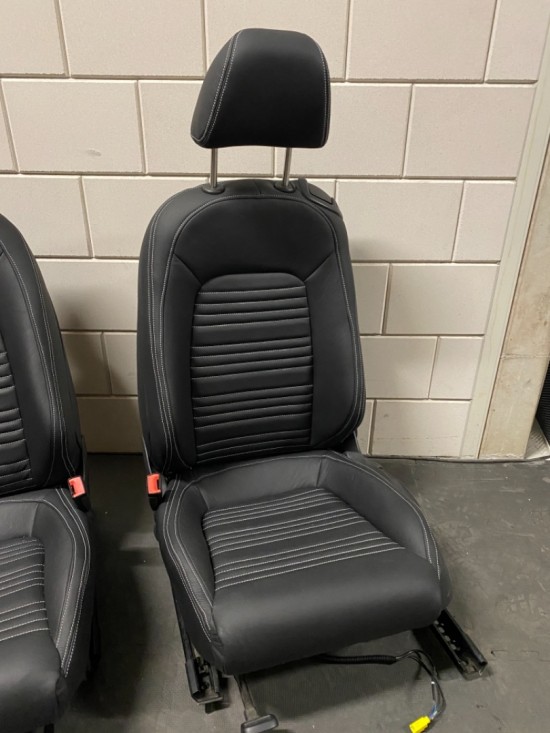 Volkswagen Sirocco Volledig lederen stoelen