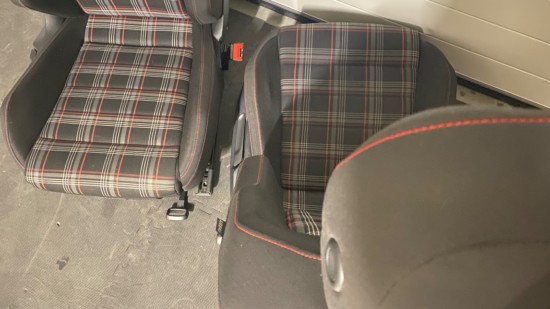 Set Volkswagen Golf 7.5 GTI - Ruit motief - De Caddy Winkel