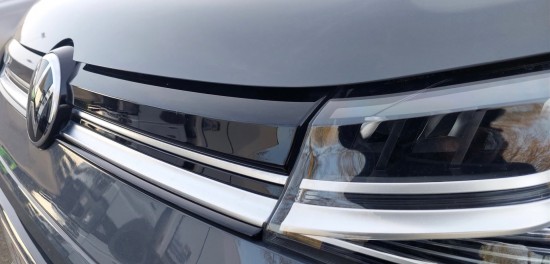 OEM Boven Grille Deluxe - Volkswagen Caddy Cargo MK5