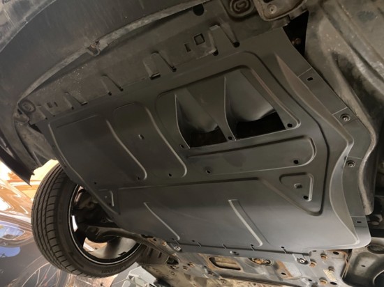 Bevestigingen bodemplaat TDI Volkswagen Caddy