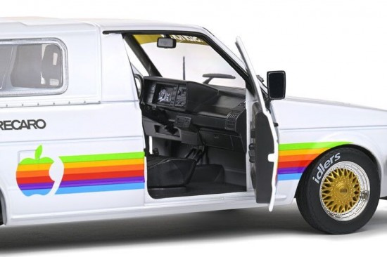 Solido Volkswagen Caddy MK1 1:18 - 935 Apple Tribute