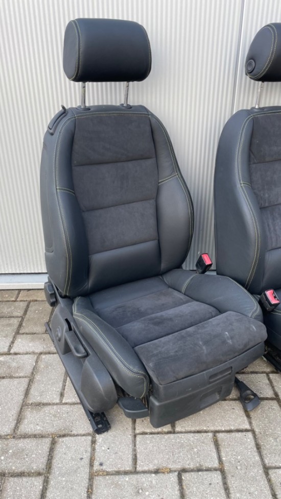 438ff9fe 1cb4 4a68 8318 cd60ae2b2b87