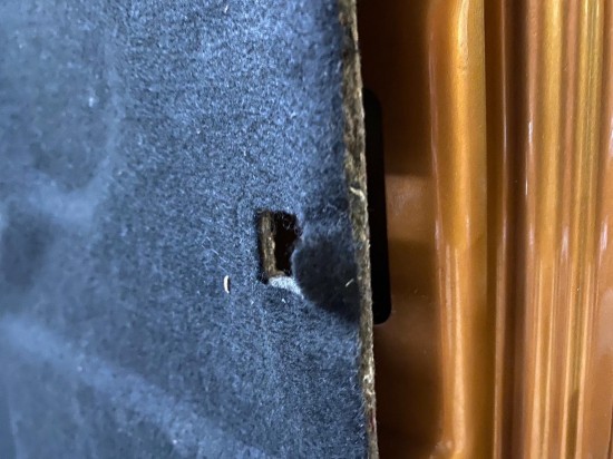 Bevestiging clips isolatieplaat motorruimte