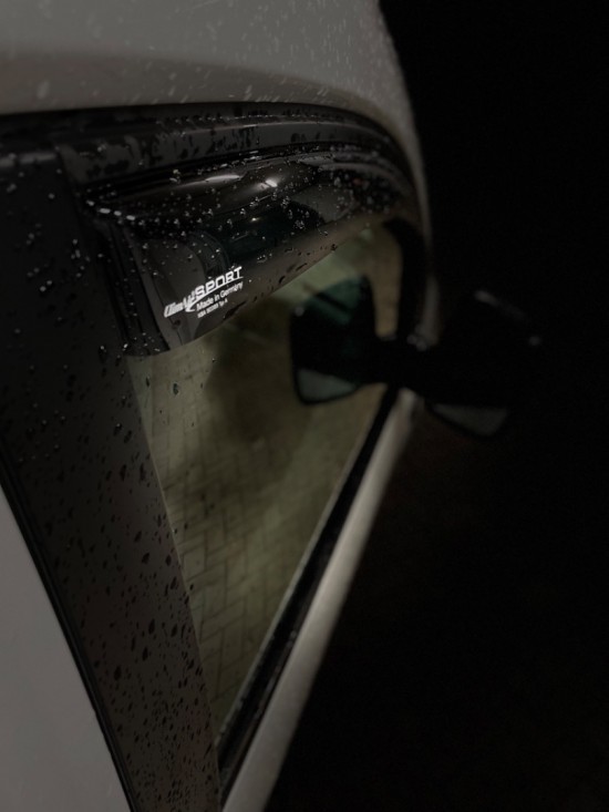 Climair Zijwindschermen Black - Volkswagen Caddy MK4