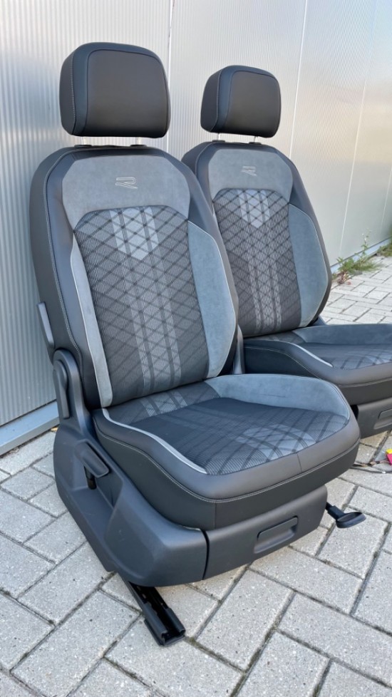 640ca646 ea7d 4398 8150 357aa152d8bb