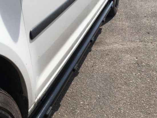 Sidebars RVS Hoogglans Zwart (LED) - Volkswagen Caddy MK3 MAXI | De Caddy Winkel | De Klomp