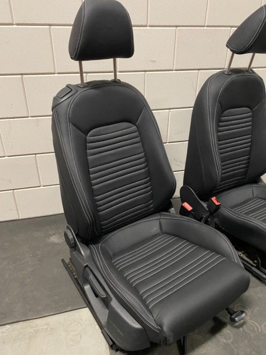 Volkswagen Sirocco Volledig lederen stoelen