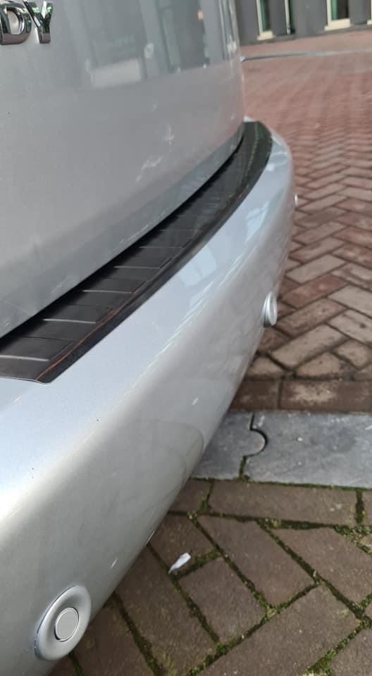 Achterbumper Beschermer Zwart RVS - Volkswagen Caddy MK3 GP