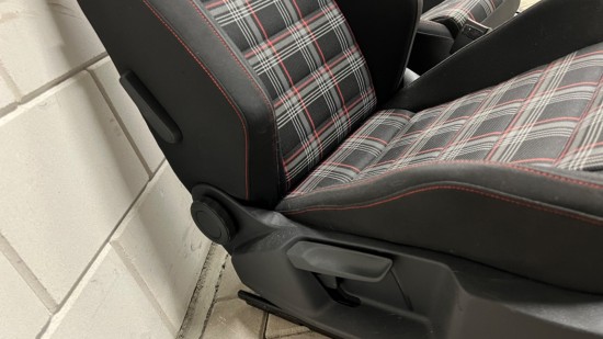 Set Volkswagen Golf 7.5 GTI Stoelen - Volkswagen Caddy