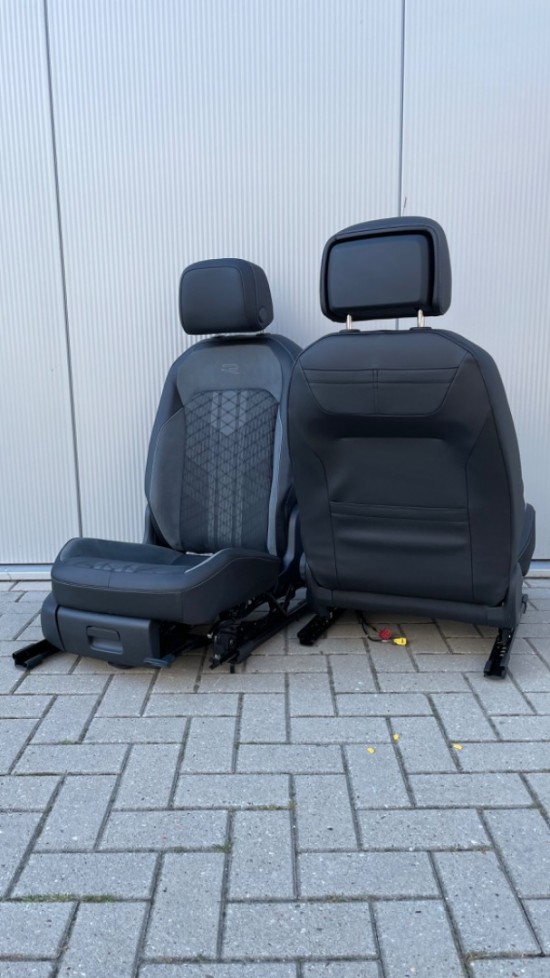 85cbc81c c39c 4542 b240 0ed2725c9b6e