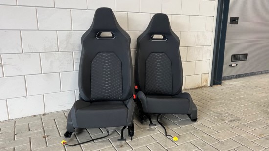 Set Cupra Born Schaalstoelen - Half Leder - Volkswagen Caddy | De Caddy Winkel | Barneveld
