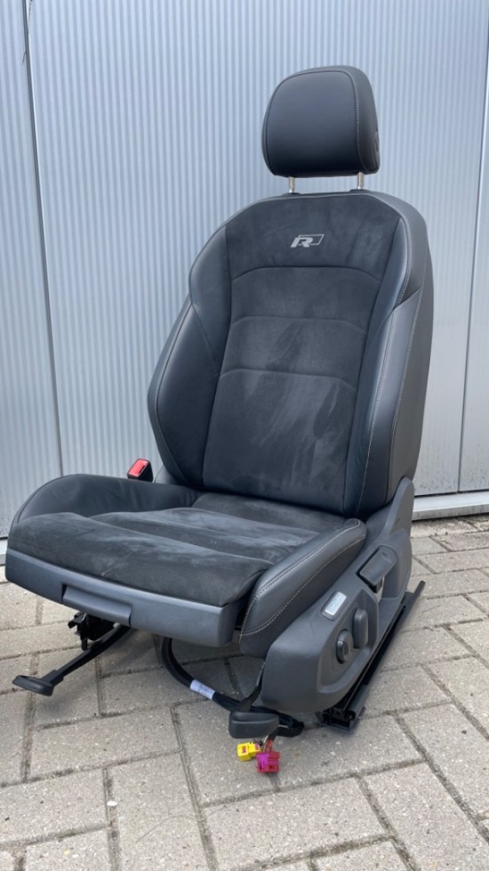 A952d7b7 f0ea 441c 8253 c55ee2078186