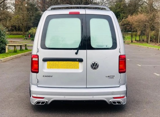 Achterbumper AMG Custom Made - Volkswagen Caddy MK4