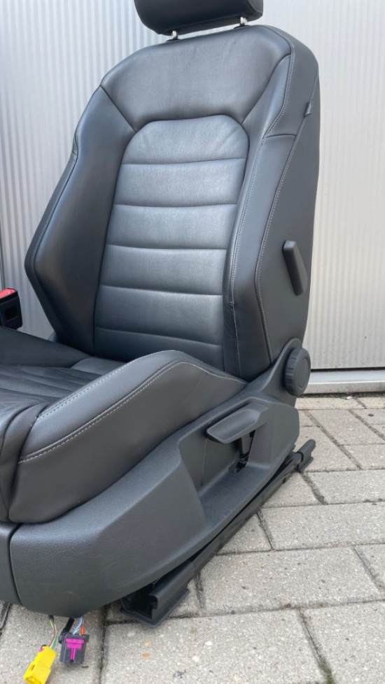 Set Volkswagen Golf 7.5 GTD vol zwart leder - Volkswagen Caddy