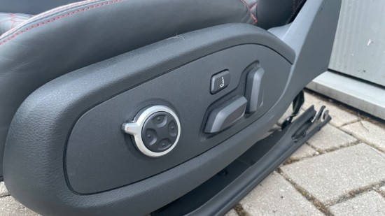 D40205e2 6454 4340 8323 7cda6bceefb9