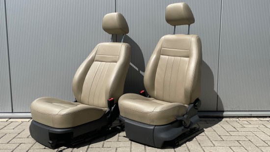 Set beige lederen stoelen - Volkswagen Caddy MK3 (GP)