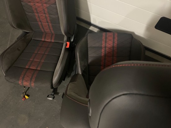 Db1831d4 3042 4fdb beb6 8cb6cb6c3365