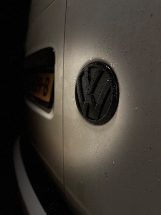 Volkswagen Logo Achterdeuren Hoogglans Zwart - Volkswagen Caddy MK3 GP