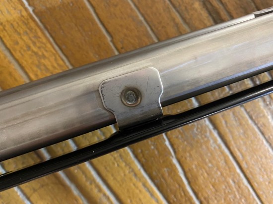 Deurrail met bevestigingen Volkswagen Caddy 2004 - 2020 voor afdekplaat deurrail
