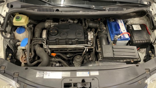 K&N Luchtfilter Kit - Volkswagen Caddy MK3 1.9 TDI