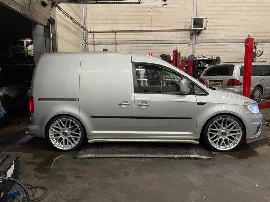 DCW Schroefset Compleet - Volkswagen Caddy MK4