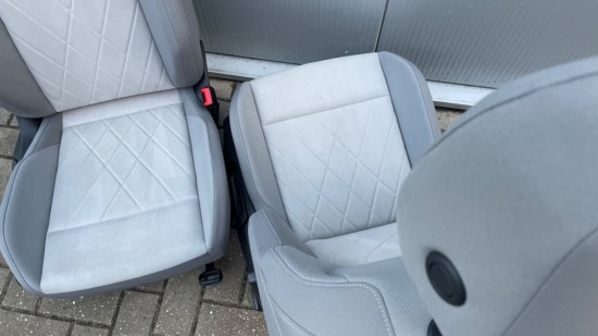 F75735f3 ef8e 42a3 a5f6 3df8d00d112a