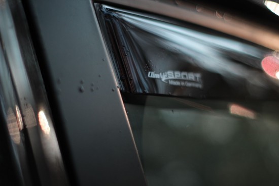 Climair Zijwindschermen Black - Volkswagen Caddy MK3 GP