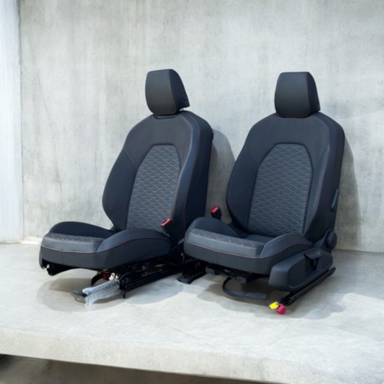 Set Seat Leon FR Sport stoelen - Volkswagen Caddy