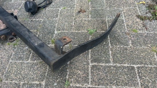 Trekhaak met stekker en kabelboom - Volkswagen Caddy MK2