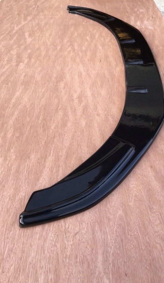 Voorspoiler KSB Hoogglans Zwart - Volkswagen Caddy MK4