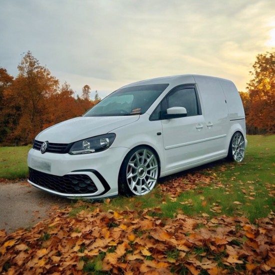 Custom Made Voorbumper Golf 8 GTI - Volkswagen Caddy MK3 GP
