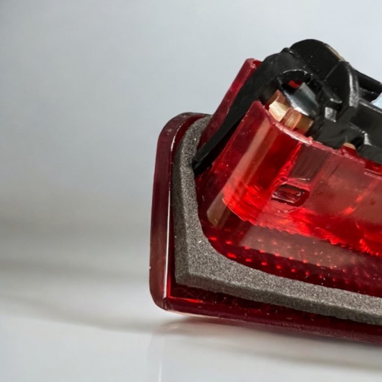 Derde Remlicht Rood - Volkswagen Caddy MK3 GP