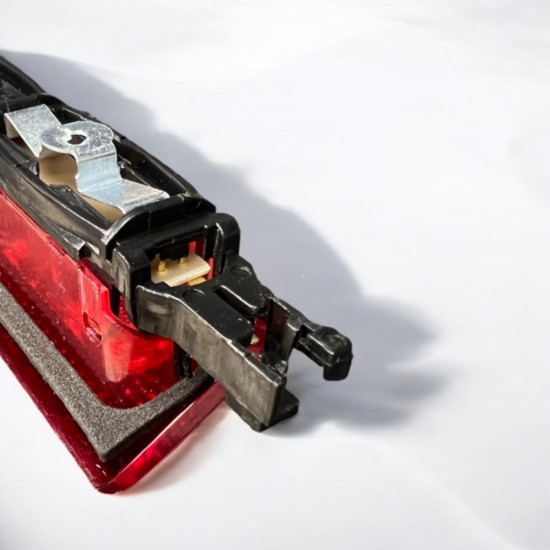 Derde Remlicht Rood - Volkswagen Caddy MK3 GP