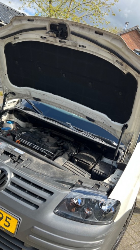 Motorkap isolatie isolatieplaat - Volkswagen Caddy MK3