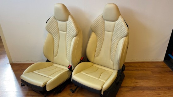 Set Audi S3 Widewing Leder stoelen - Volkswagen Caddy