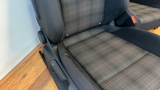 Set Volkswagen Golf 8 GTI stoelen - Volkswagen Caddy