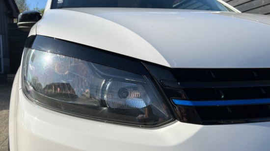 Booskijkers Koplampspoiler Hoogglans Zwart - Volkswagen Caddy MK3 GP