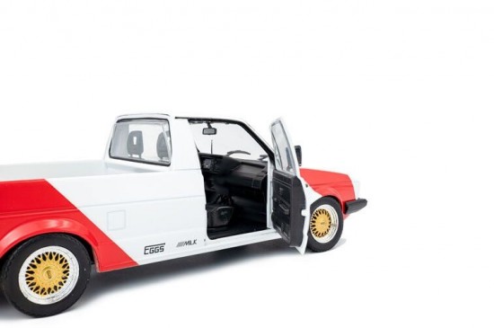 Solido Volkswagen Caddy MK1 1:18 - 85 Racing Marlboro Tribute