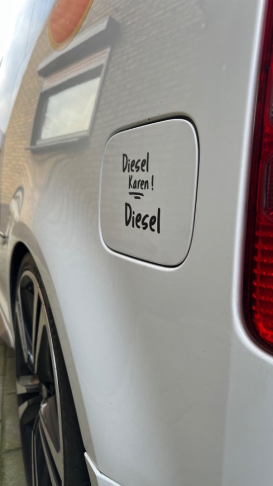 Sticker “Diesel Karen! Diesel - Volkswagen Caddy