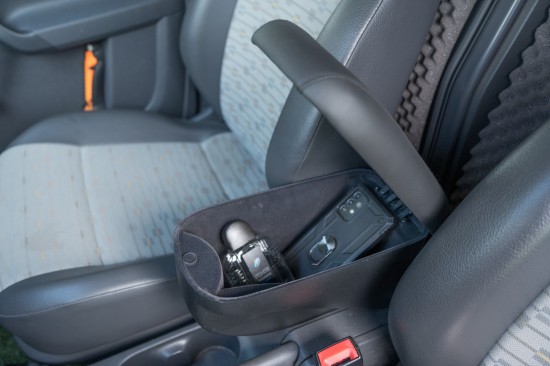 Armsteun kantelvak kunstleder - Volkswagen Caddy MK4