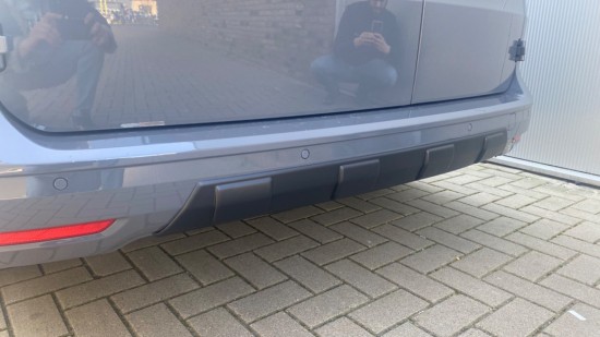 Achterbumper PanAmericana Diffuser Matzwart - Volkswagen Caddy MK5