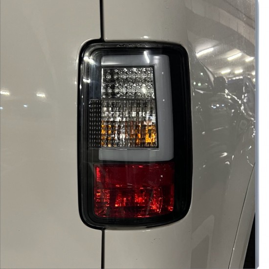 Achterlichten Wit/Zwart LED - Type QF - Volkswagen Caddy MK3
