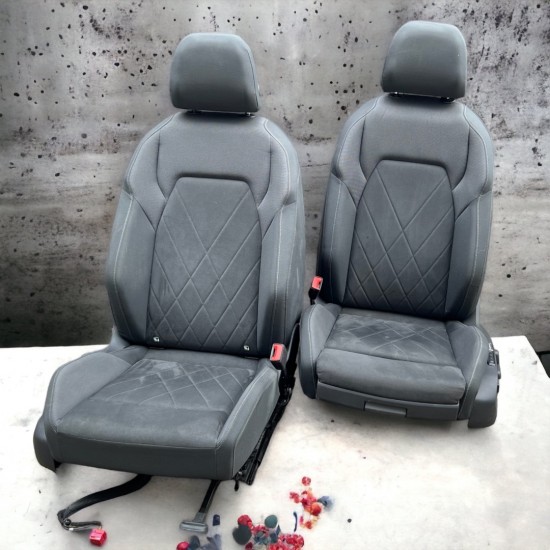 Set Volkswagen Golf 8 ErgoComfort stoelen - Volkswagen Caddy