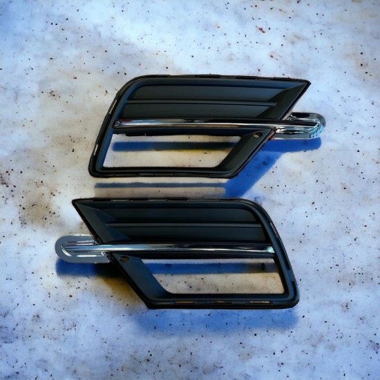 OEM Mistlamp kappen Chrome Highline Voorbumper - Volkswagen Caddy MK4