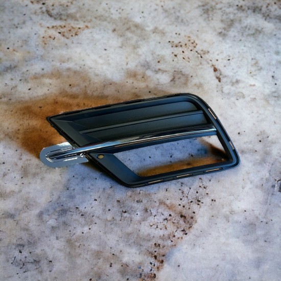 OEM Mistlamp kappen Chrome Highline Voorbumper - Volkswagen Caddy MK4